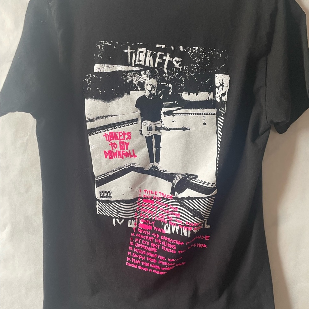 Machine Gun Kelly Tee - Picture 3 of 3